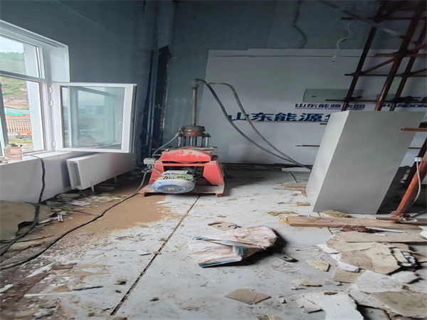 纳溪地基基础下沉墙体裂缝加固注浆顶升施工